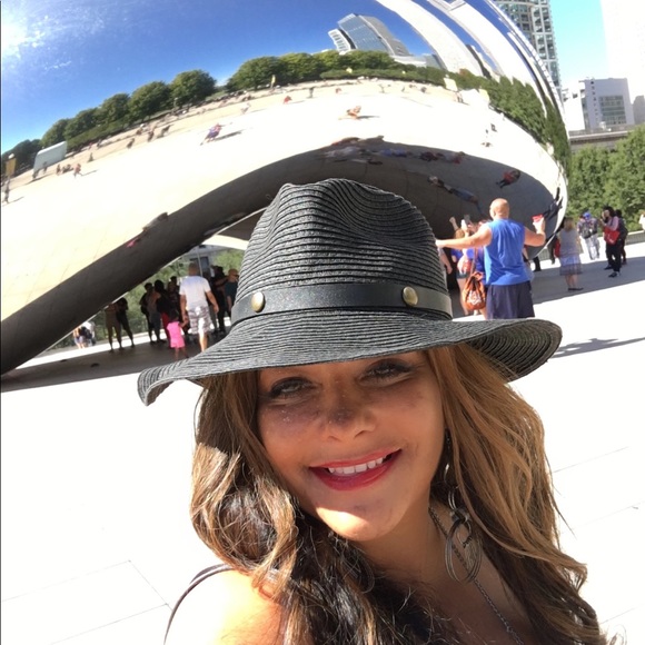 Meet your Posher, Nancy - Picture 2 of 3